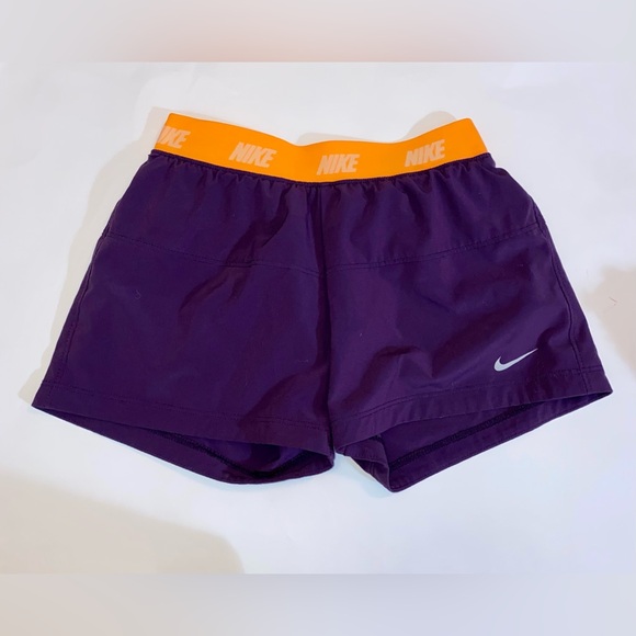 NIKE ORANGE AND PURPLE ATHLETIC SHORTS // SIZE SMALL💜 - Picture 3 of 5